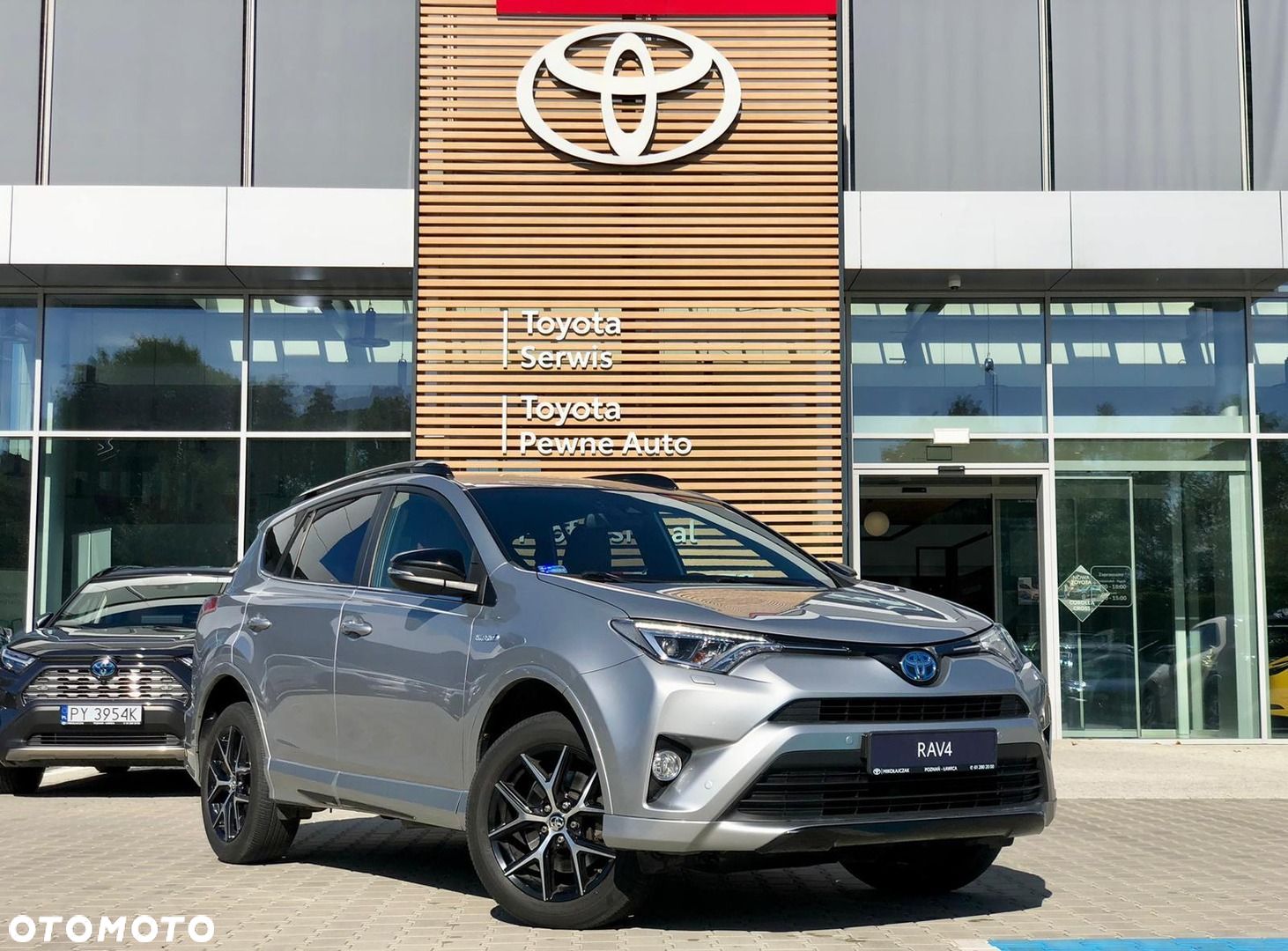 Toyota RAV4 - 1