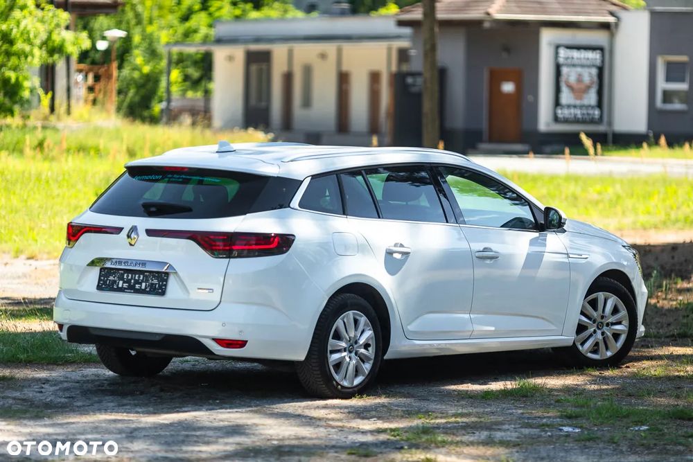 Renault Megane E-TECH 160 EQUILIBRE - 12