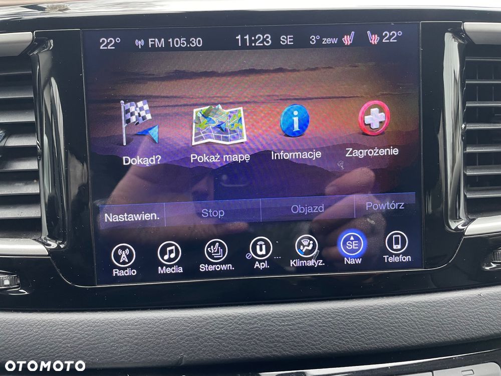 Chrysler Pacifica - 29