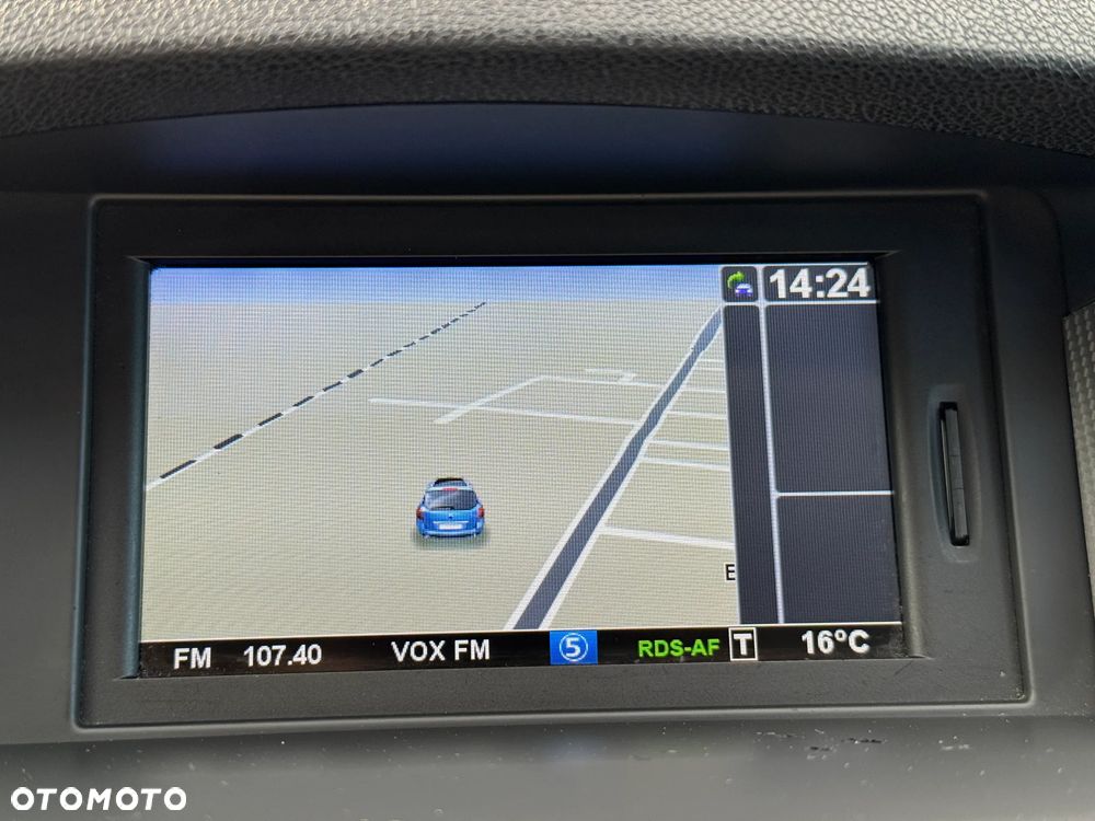 Renault Laguna 2.0 dCi Initiale ESM - 32