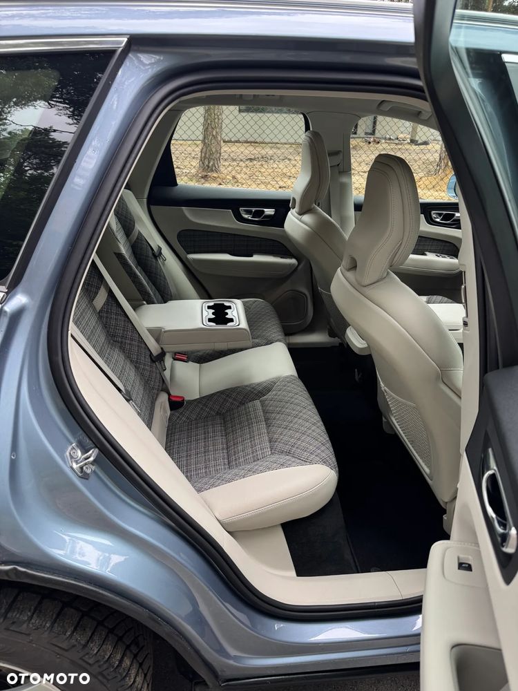 Volvo XC 60 - 18
