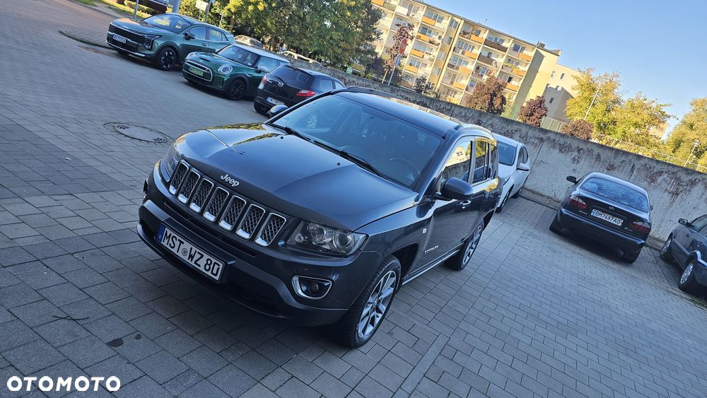 Jeep Compass - 1