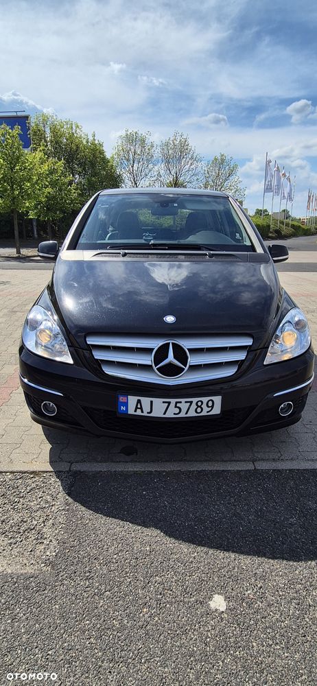 Mercedes-Benz Klasa B 180 CDI Autotronic Special Edition - 9