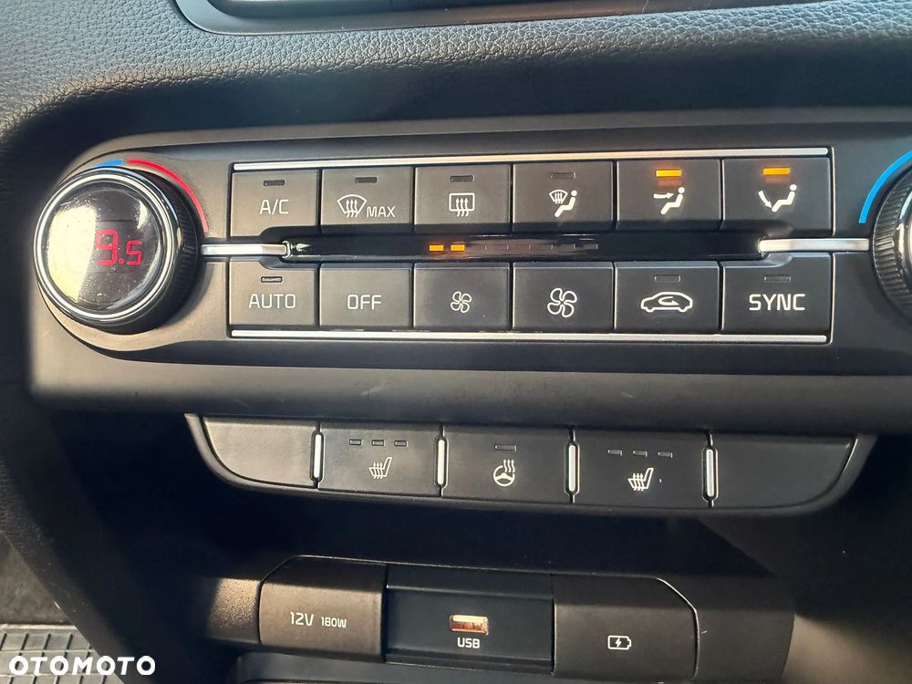 Kia XCeed 1.0 T-GDI OPF EDITION 7 - 31