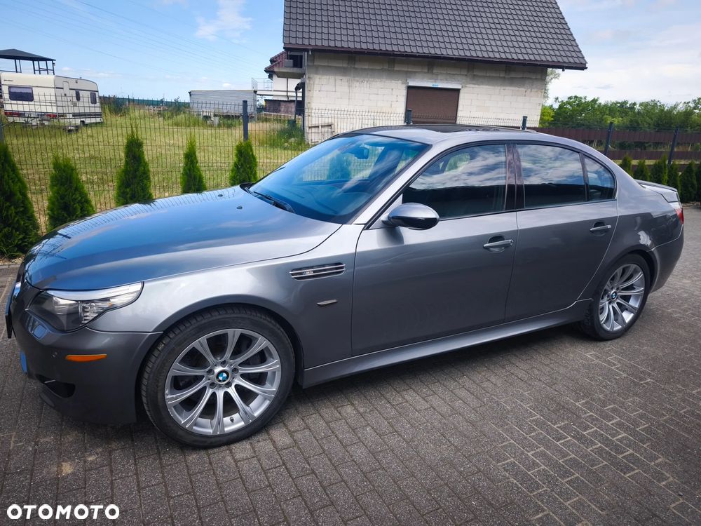 BMW M5 - 1