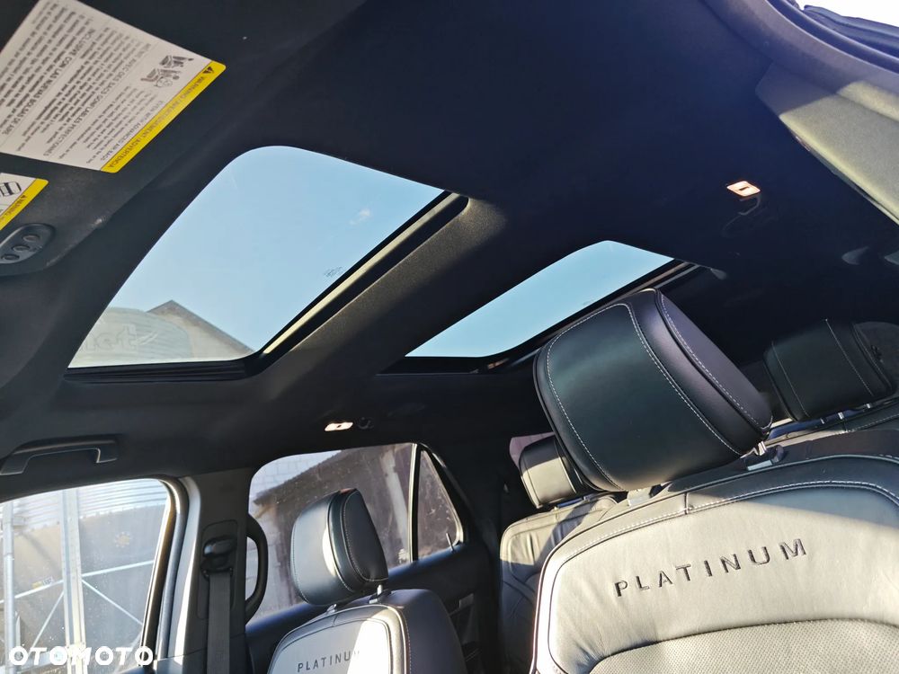 Ford Explorer - 25