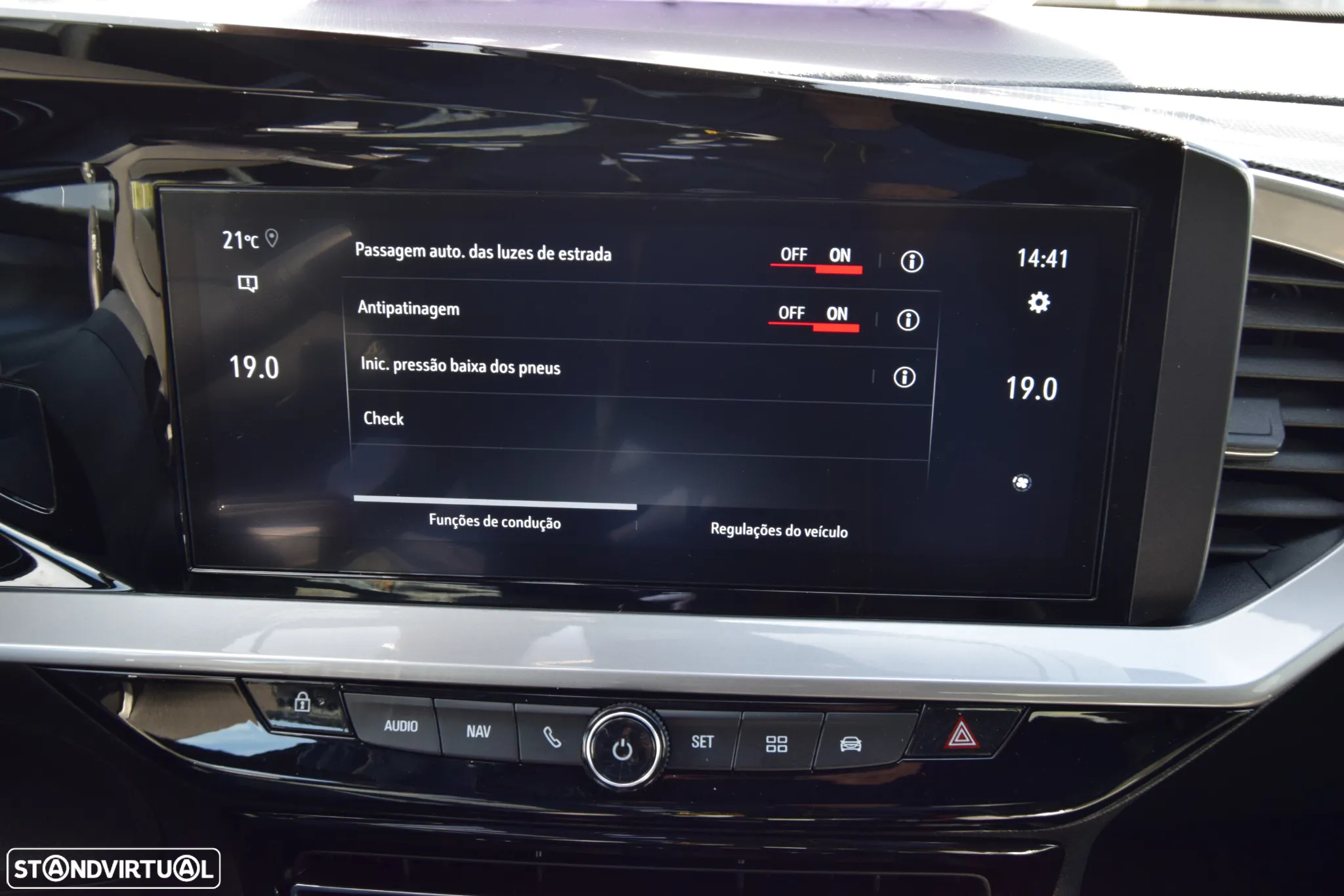 Jeep Renegade 1.5 TG e-Hybrid Limited DCT - 9