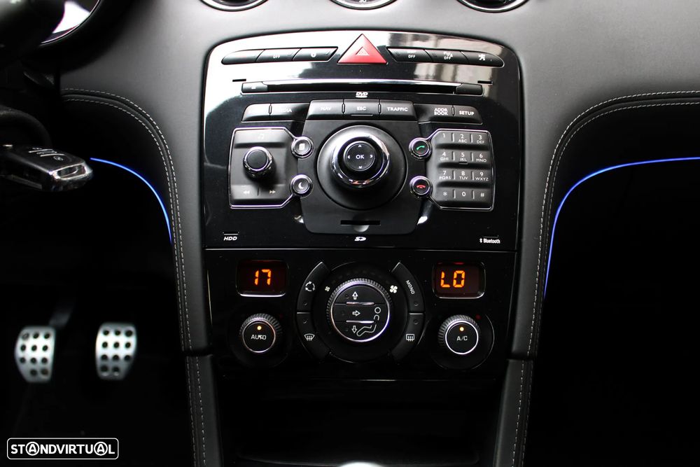 Peugeot RCZ 1.6 200 THP - 38