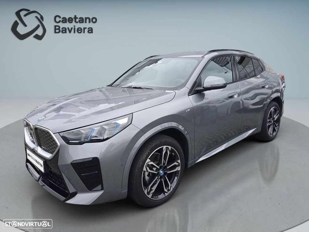 BMW iX2 eDrive20 - 1