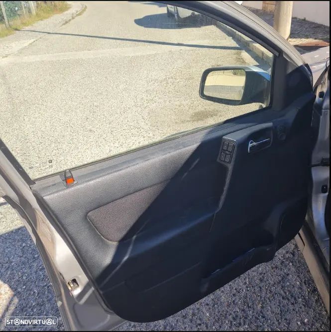 Opel Astra Caravan 1.4i 16V - 10