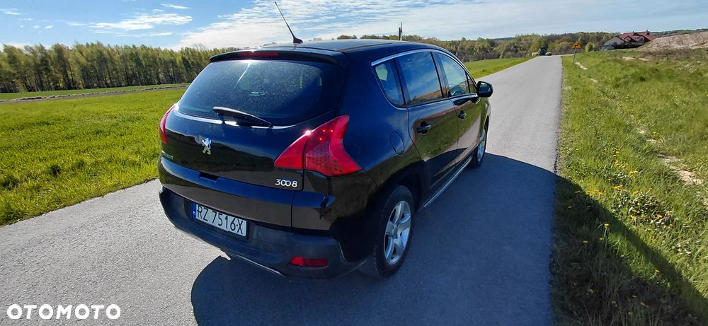 Peugeot 3008 1.6 HDi Premium - 3