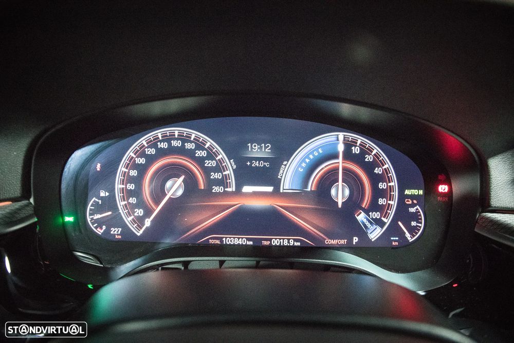 BMW 530 e iPerformance Pack M - 14