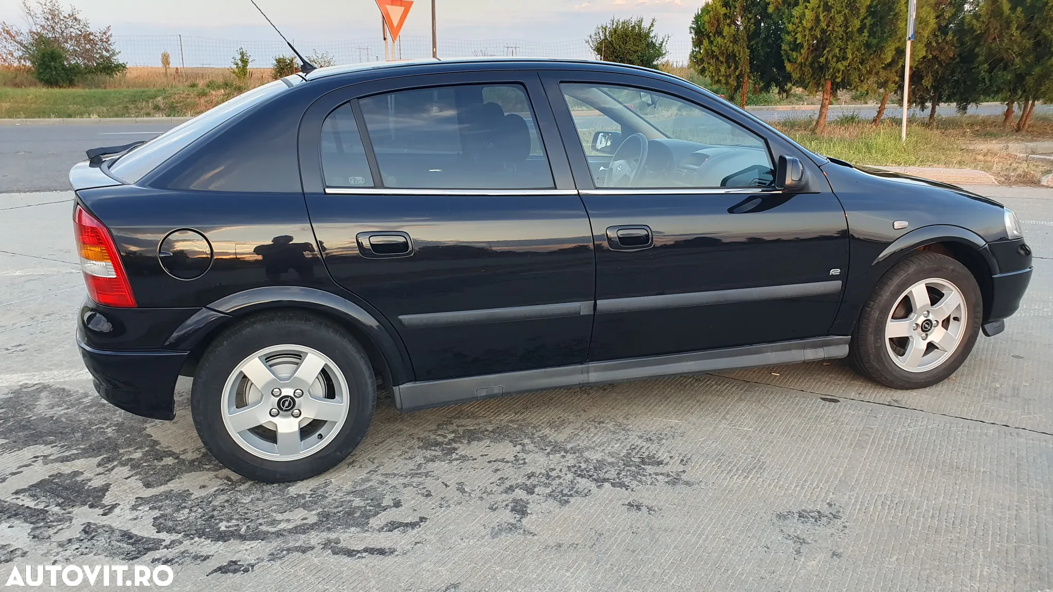 Opel Astra 1.4i 16V Club - 8