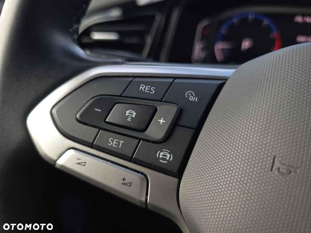 Volkswagen T-Roc 1.5 TSI Style DSG - 18