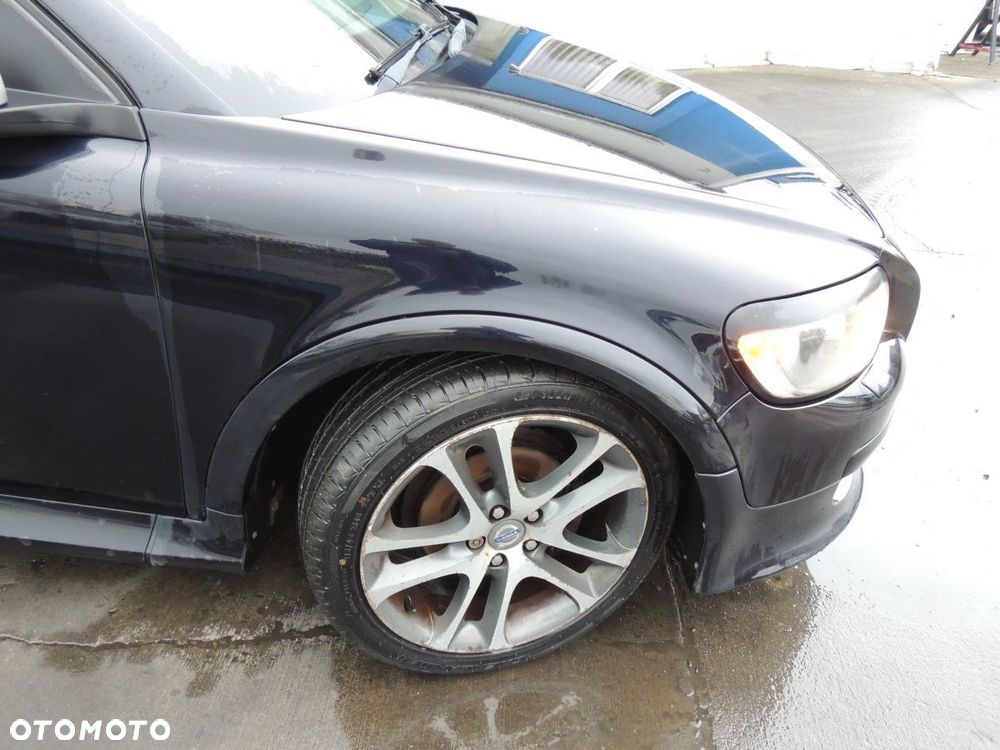 Ćwiartka nadwozia prawy przód Volvo C30 '10 2.0 D - 1