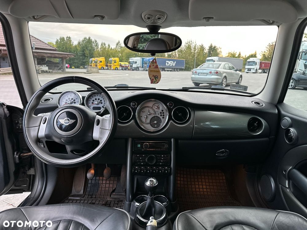 MINI ONE Standard - 14