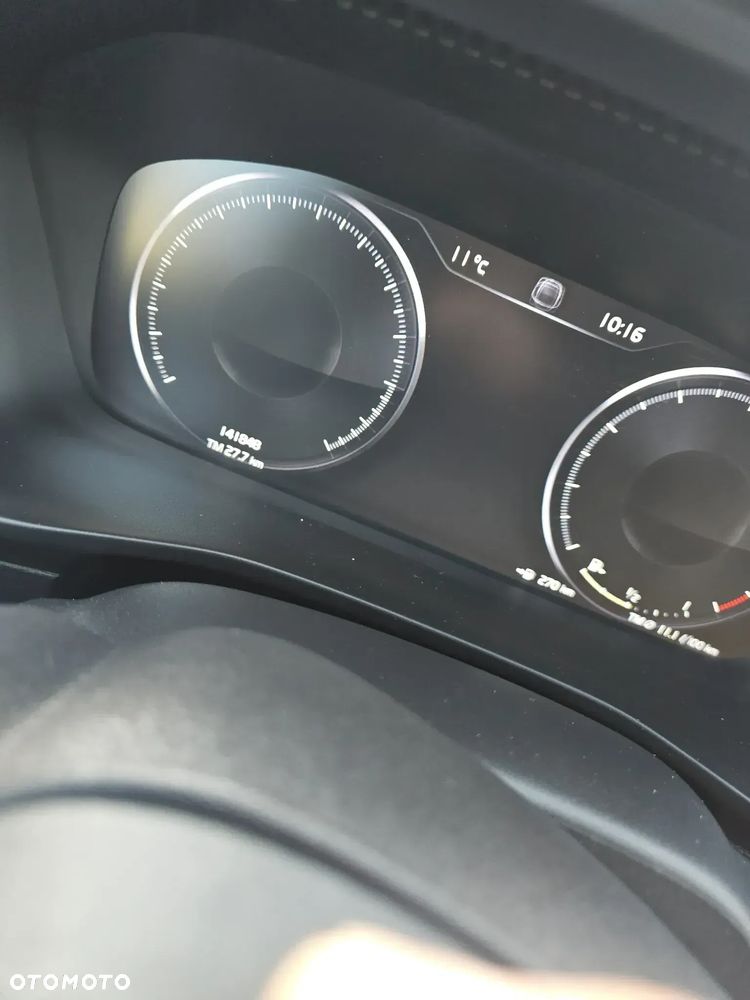 Volvo XC 40 T5 AWD Momentum - 3