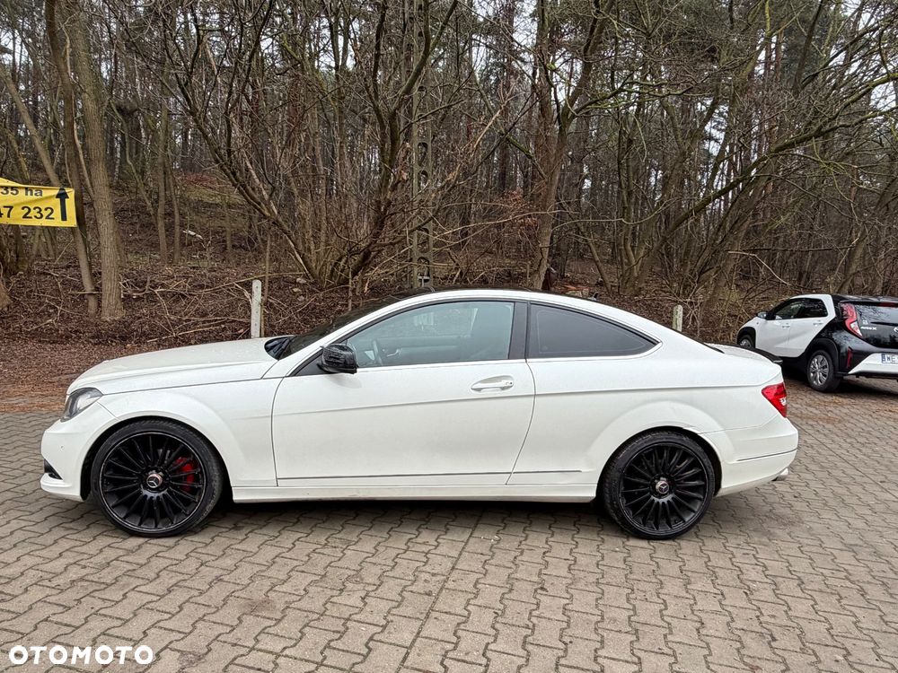 Mercedes-Benz Klasa C 180 BlueEFFICIENCY 7G-TRONIC - 12