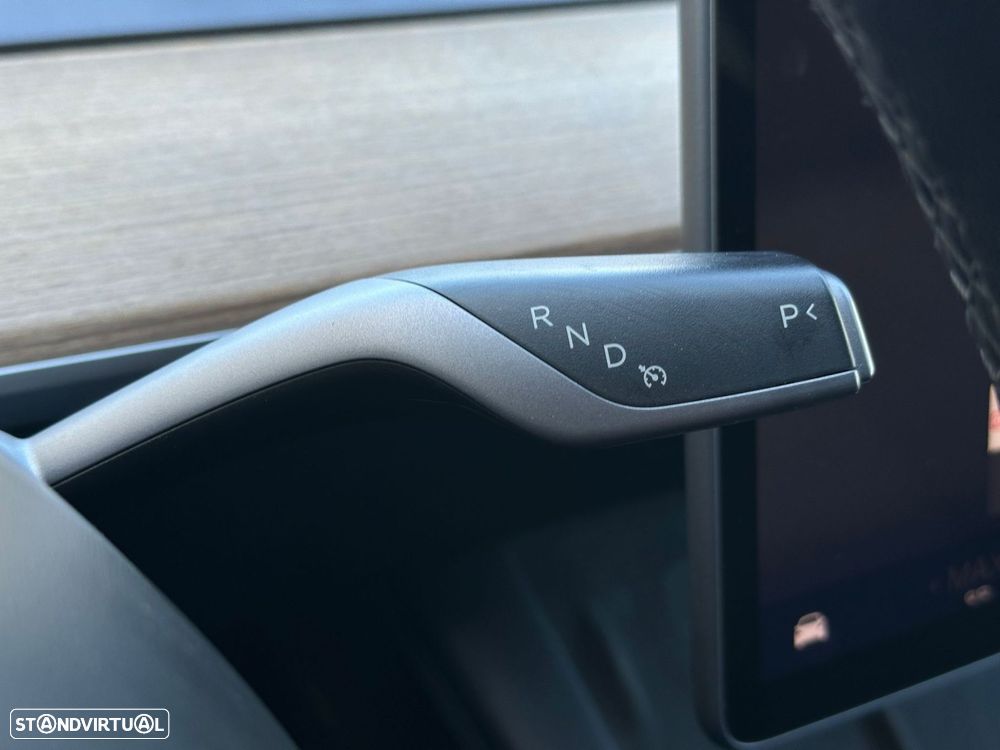 Tesla Model Y Performance Tração Integral - 15