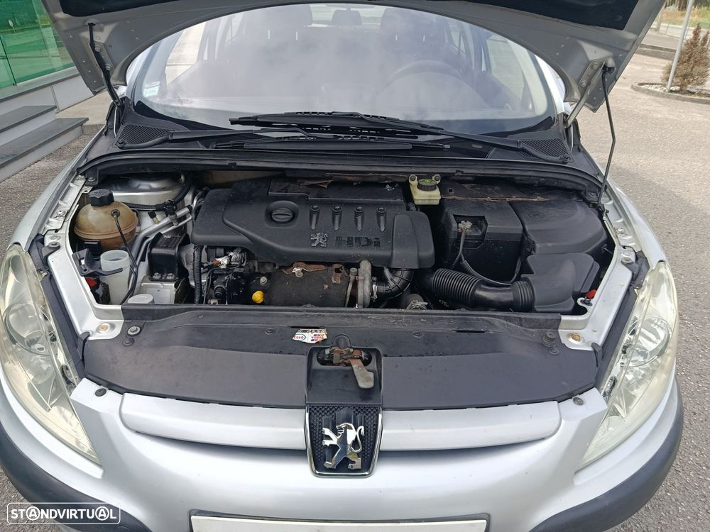 Peugeot 307 1.4 HDi Navtech - 29
