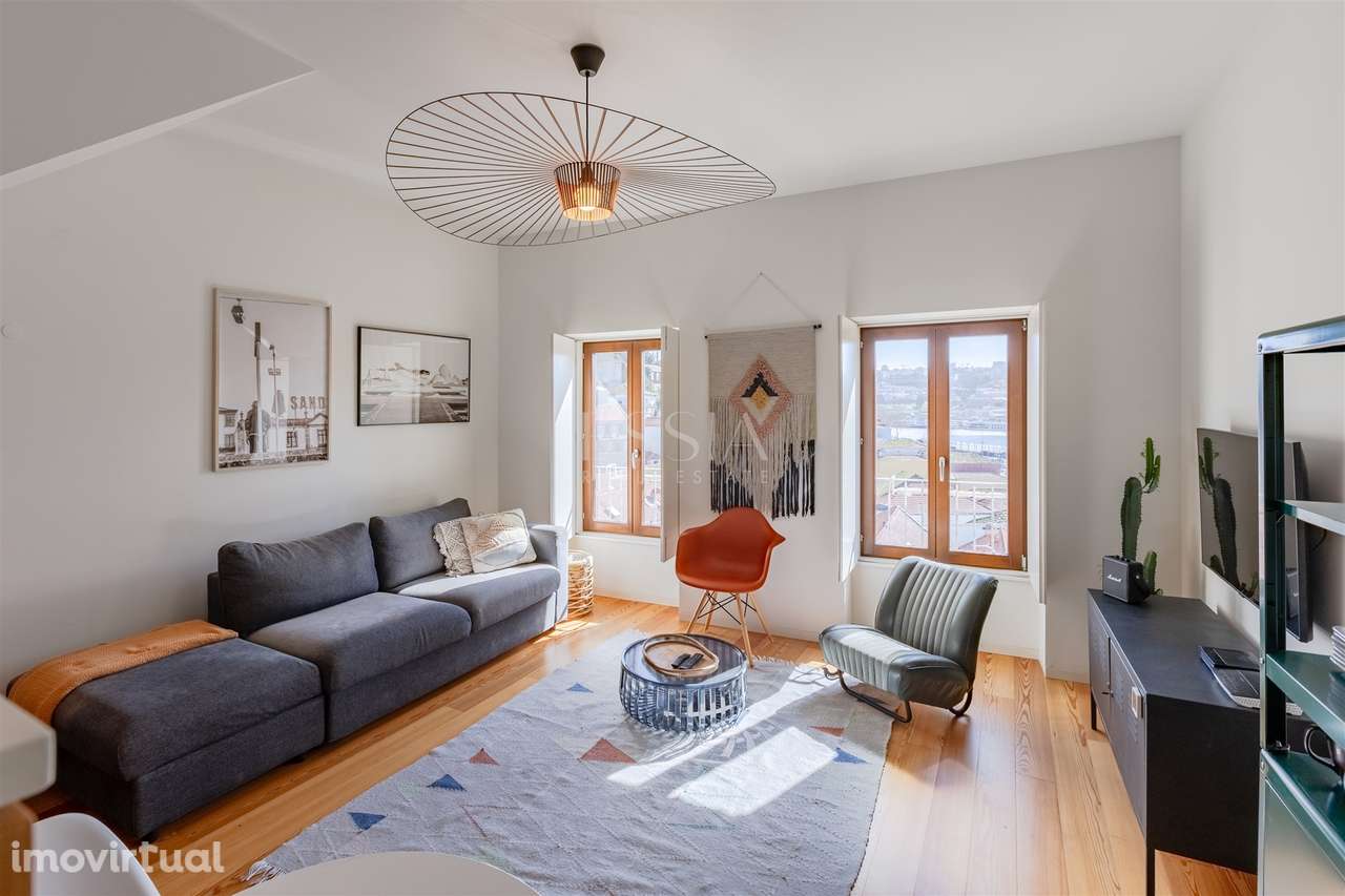 Apartamento T1 com Vista Rio na Alfândega do Porto - Grande imagem: 3/22