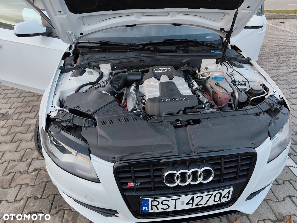 Audi S4 Avant - 14