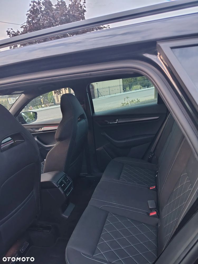 Skoda Karoq 2.0 TDI SCR 4x4 Sportline DSG - 14