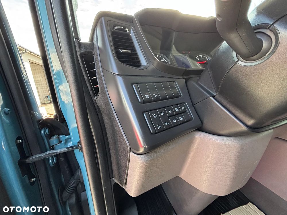 Scania P 280 - 9
