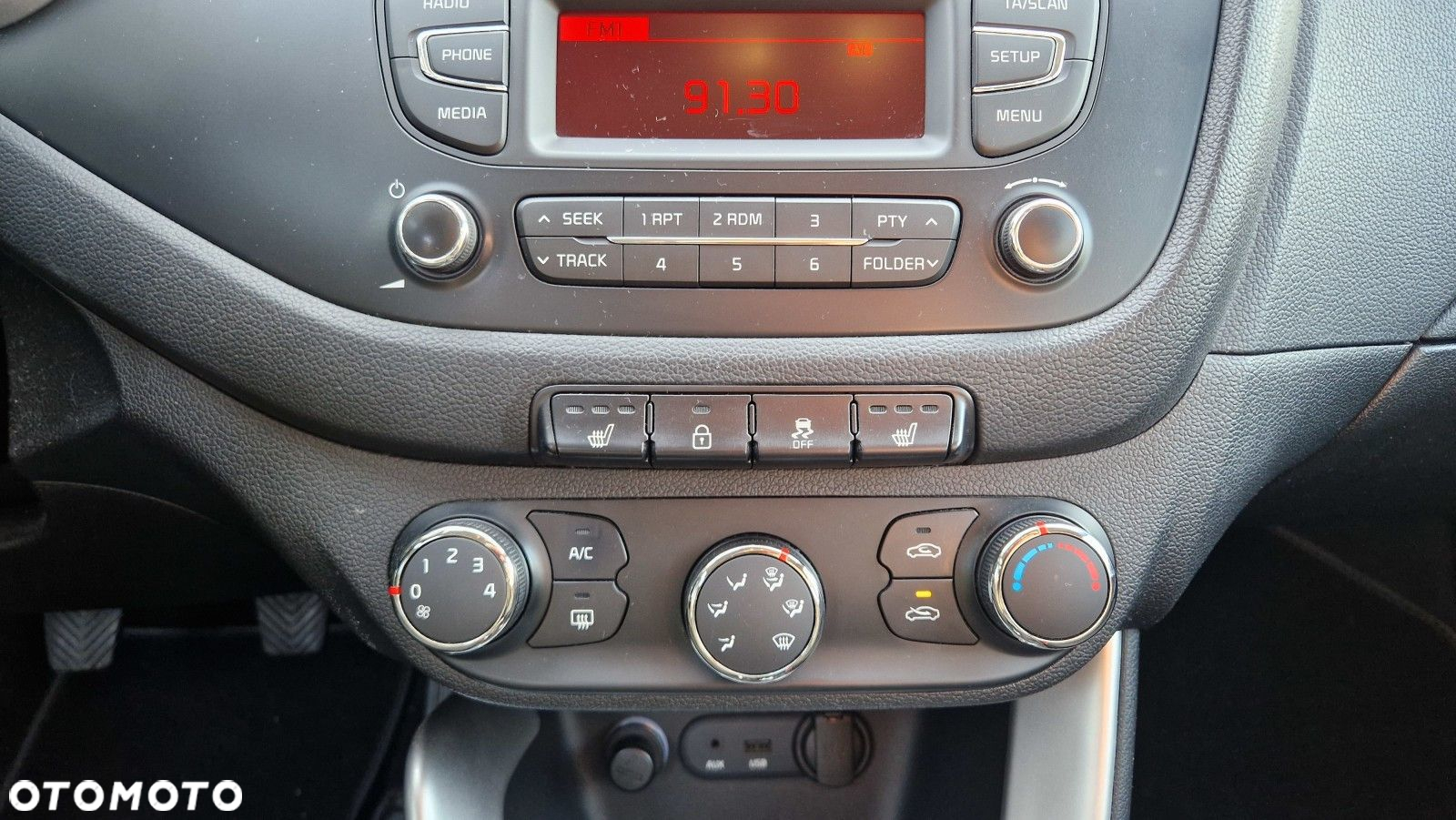 Kia Ceed - 22