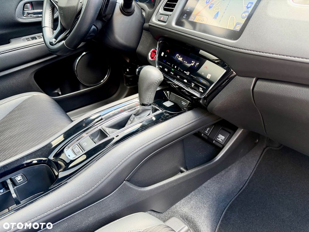 Honda HR-V 1.5 i-VTEC CVT Executive - 27