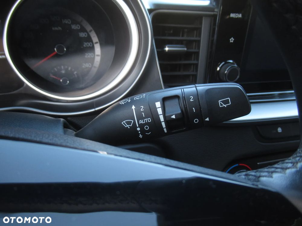 Kia Ceed 1.5 T-GDI M - 15