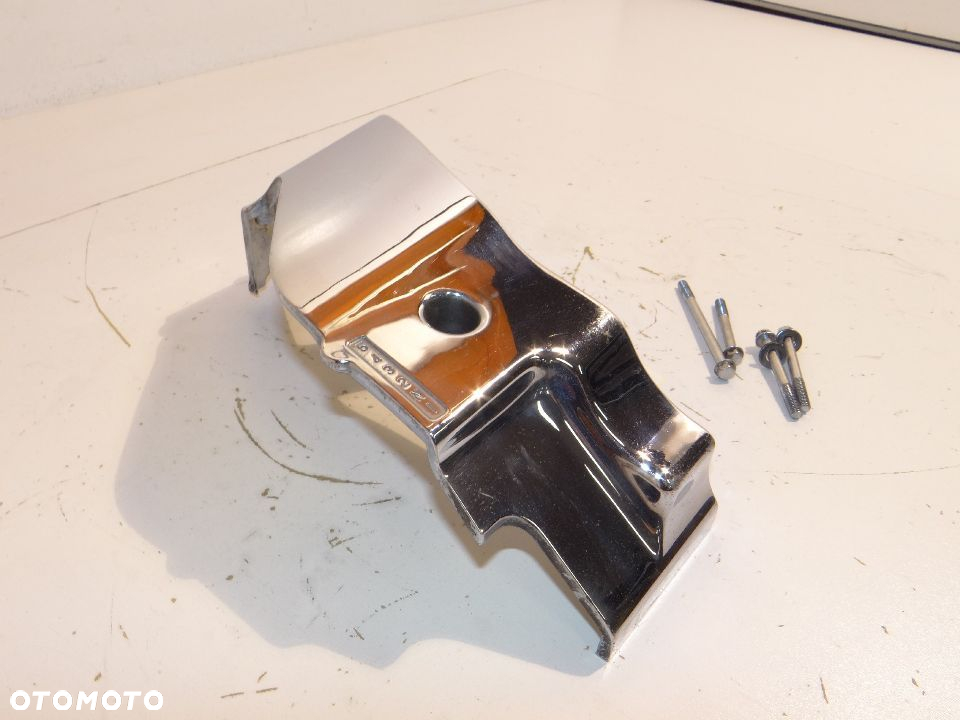 Suzuki VL 800 Volusia Boulevard Indruder C50 pokrywa dekiel osłona silnika  S251 - 2