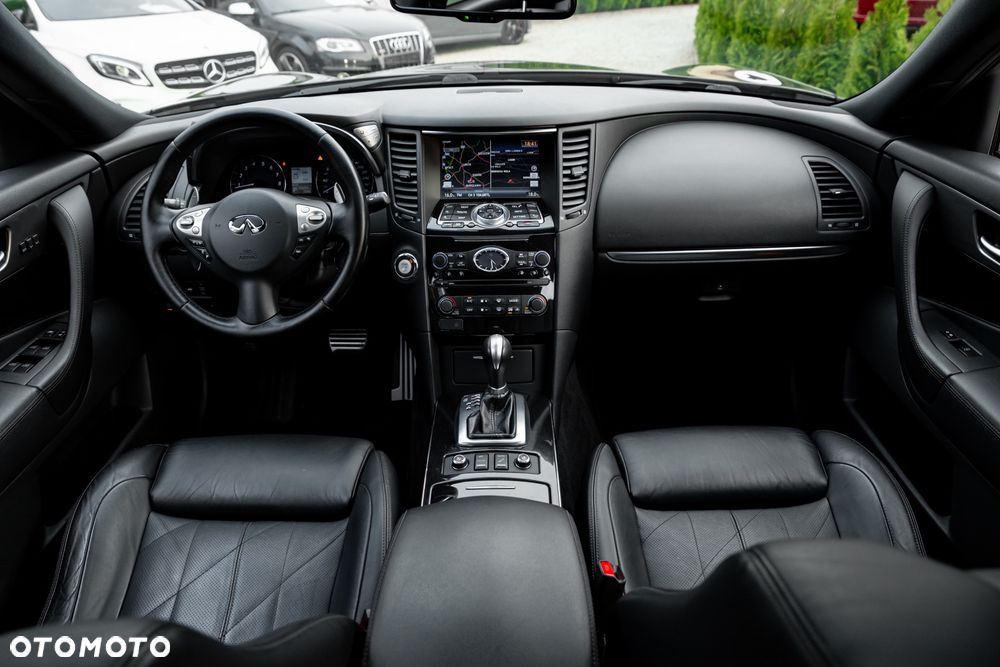 Infiniti QX70 3.7 AWD S - 26