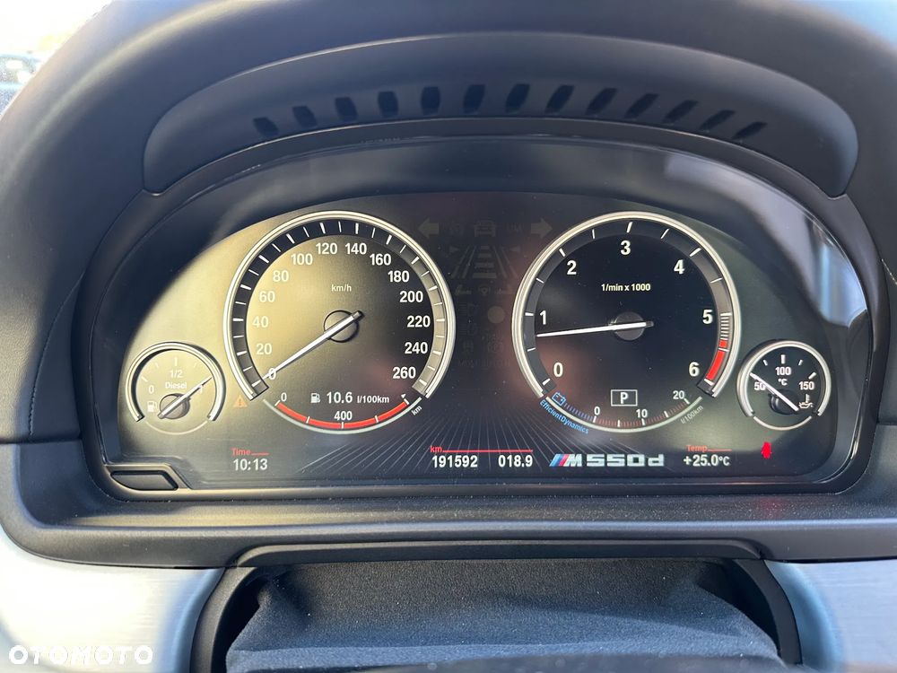 BMW Seria 5 M550d xDrive Sport-Aut - 6