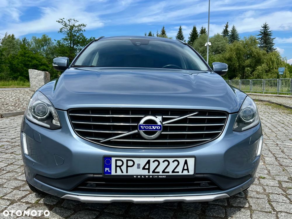 Volvo XC 60 D4 AWD Summum - 2