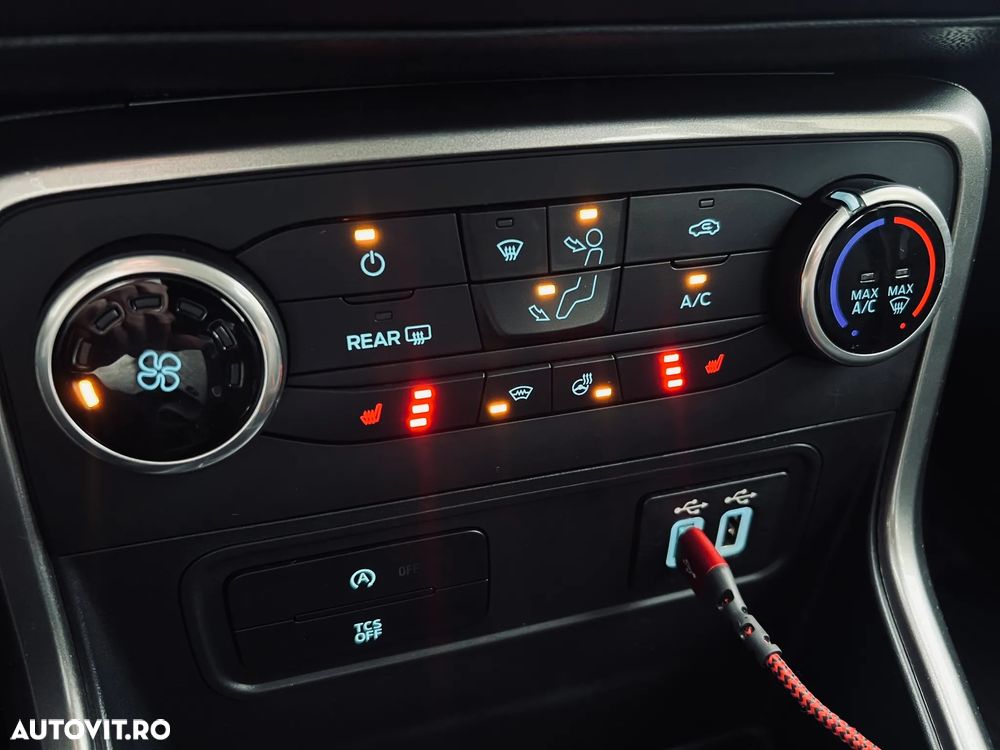 Ford EcoSport 1.0 EcoBoost ST-Line - 13