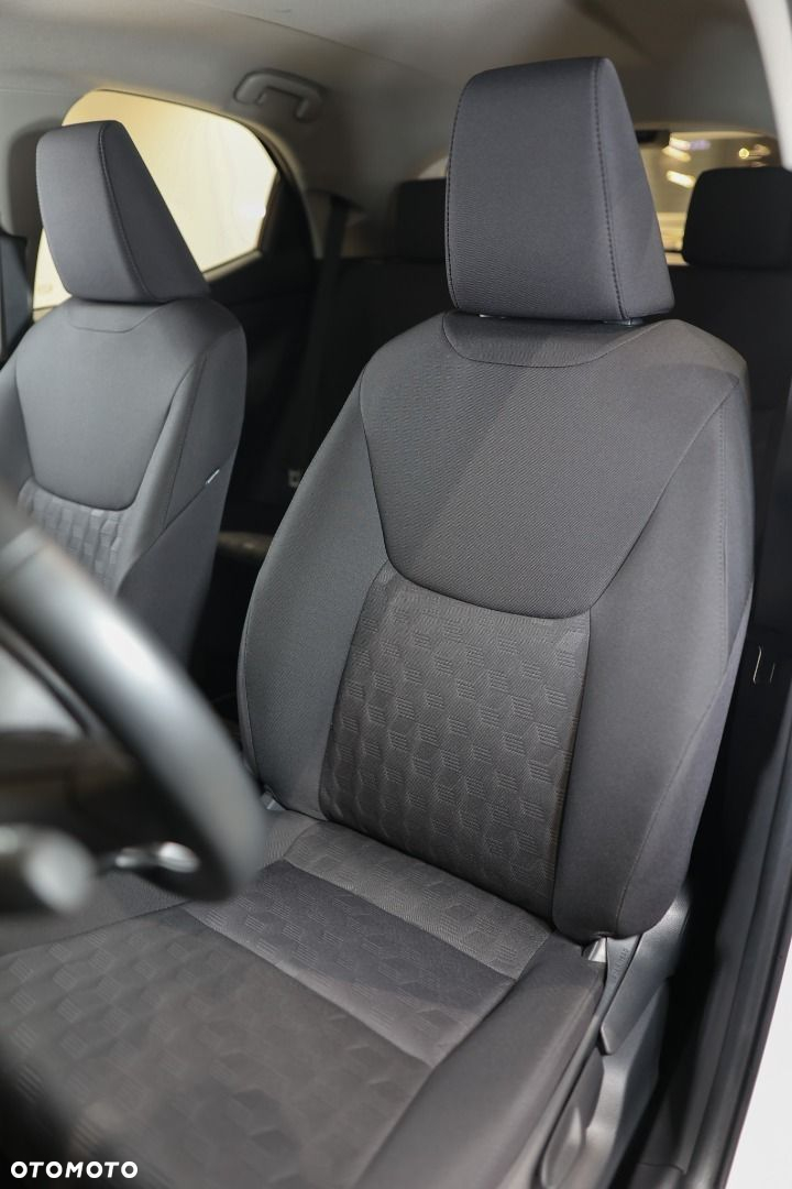 Toyota Yaris - 8