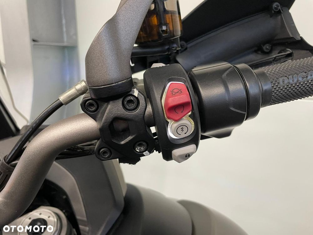 Ducati Multistrada - 16