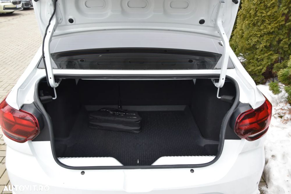 Dacia Logan TCe 90 CVT Prestige - 13