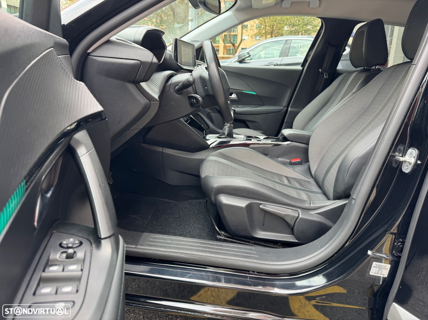Peugeot 2008 BlueHDi 110 Allure - 9