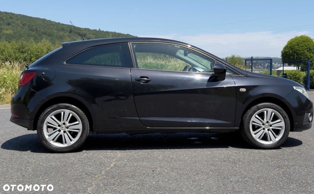 Seat Ibiza SC 1.4 16V Sport - 2