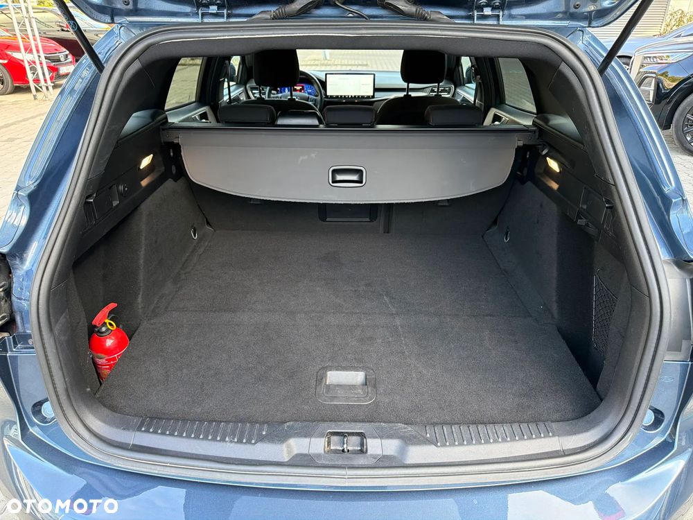 Ford Focus 1.0 EcoBoost mHEV ST-Line X - 24