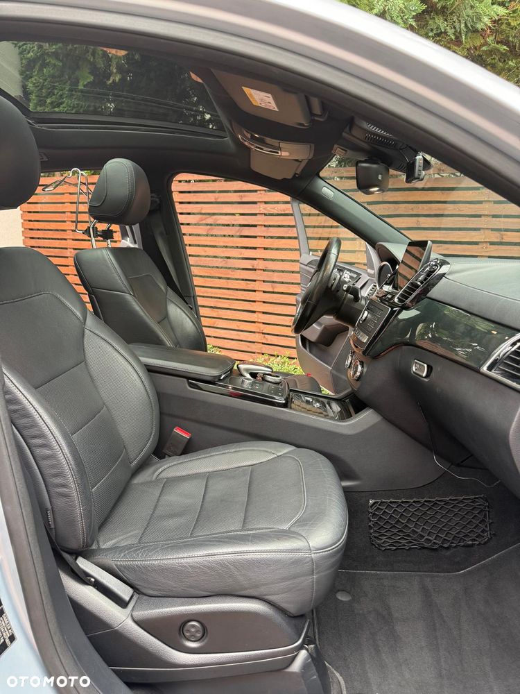 Mercedes-Benz GLE - 14