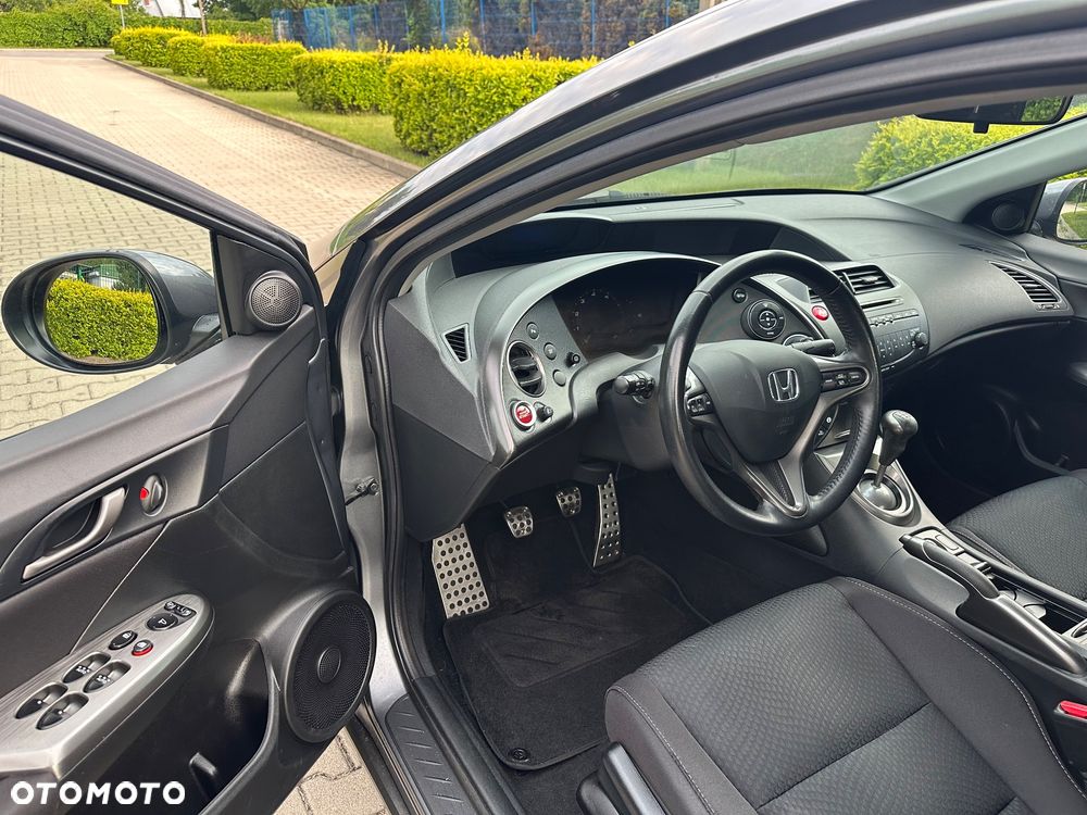 Honda Civic 1.8i-VTEC Sport - 14