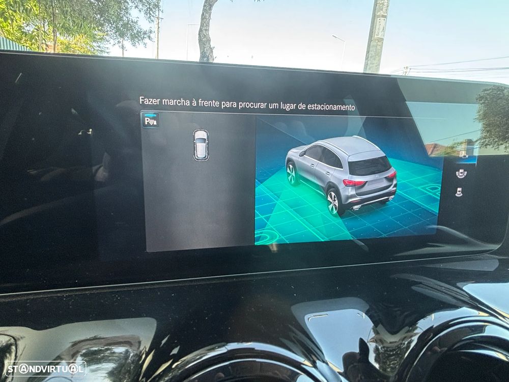 Mercedes-Benz GLA 180 d Progressive - 11