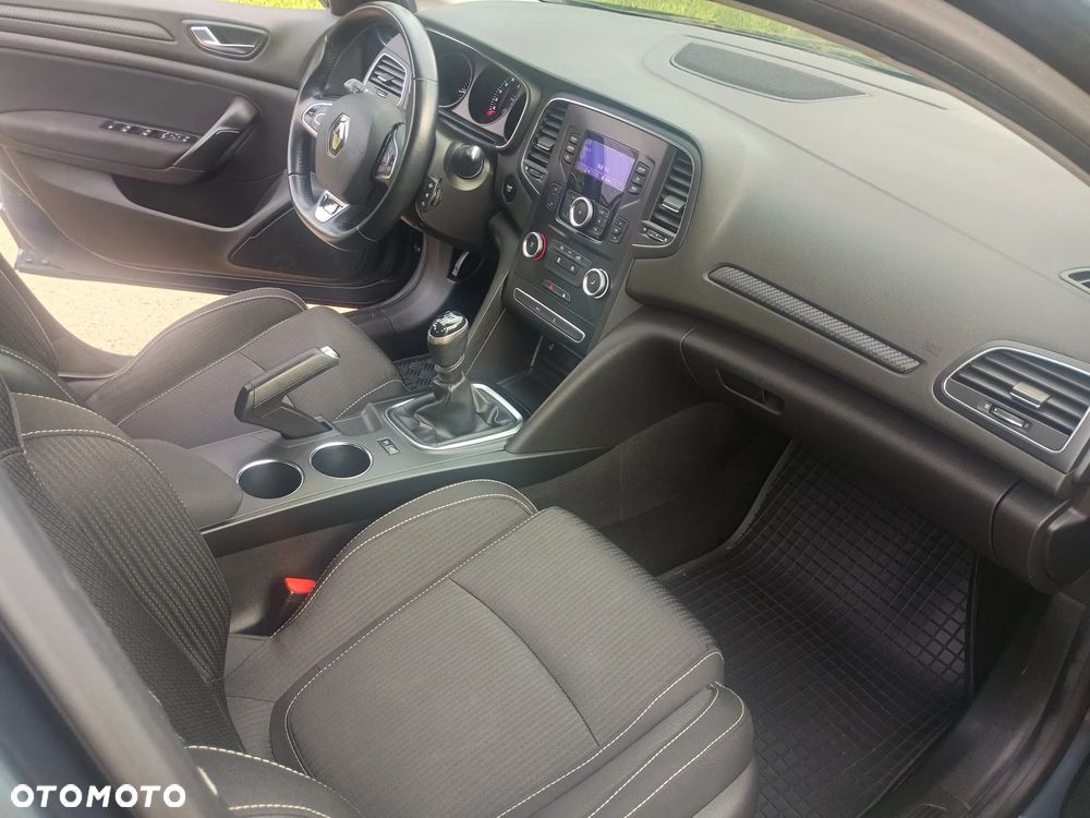 Renault Megane 1.3 TCe FAP Life - 15