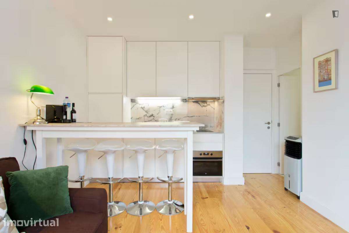 Apartamento com 1 quartos - localizado em Bonfim Porto - Grande imagem: 3/14