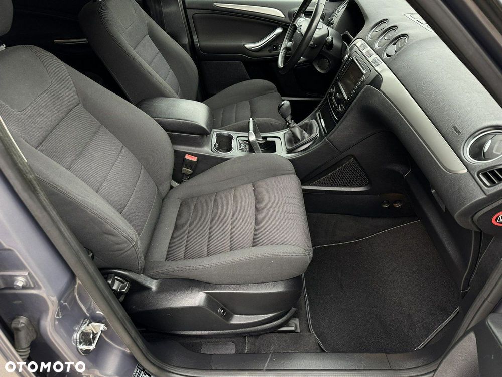 Ford S-Max 2.0 TDCi DPF Titanium - 17