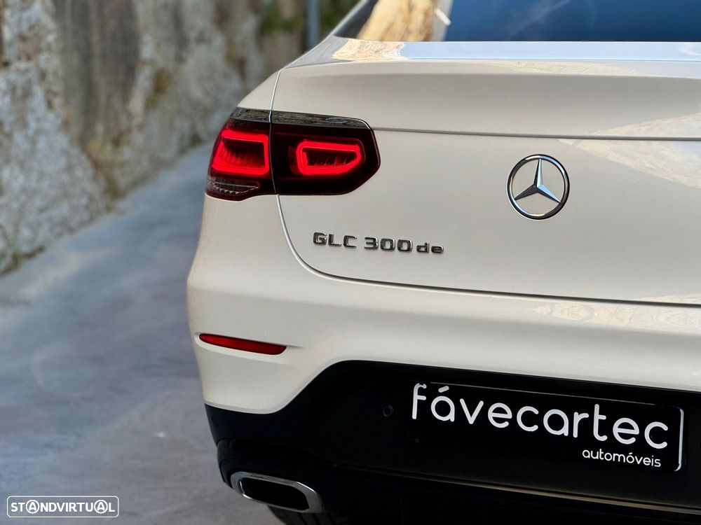 Mercedes-Benz GLC 300 de Coupe 4Matic 9G-TRONIC AMG Line Plus - 47