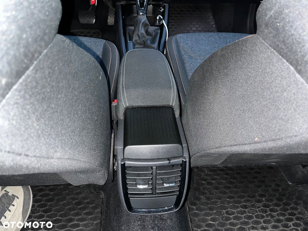 Skoda Kamiq 1.0 TSI DSG Clever - 22